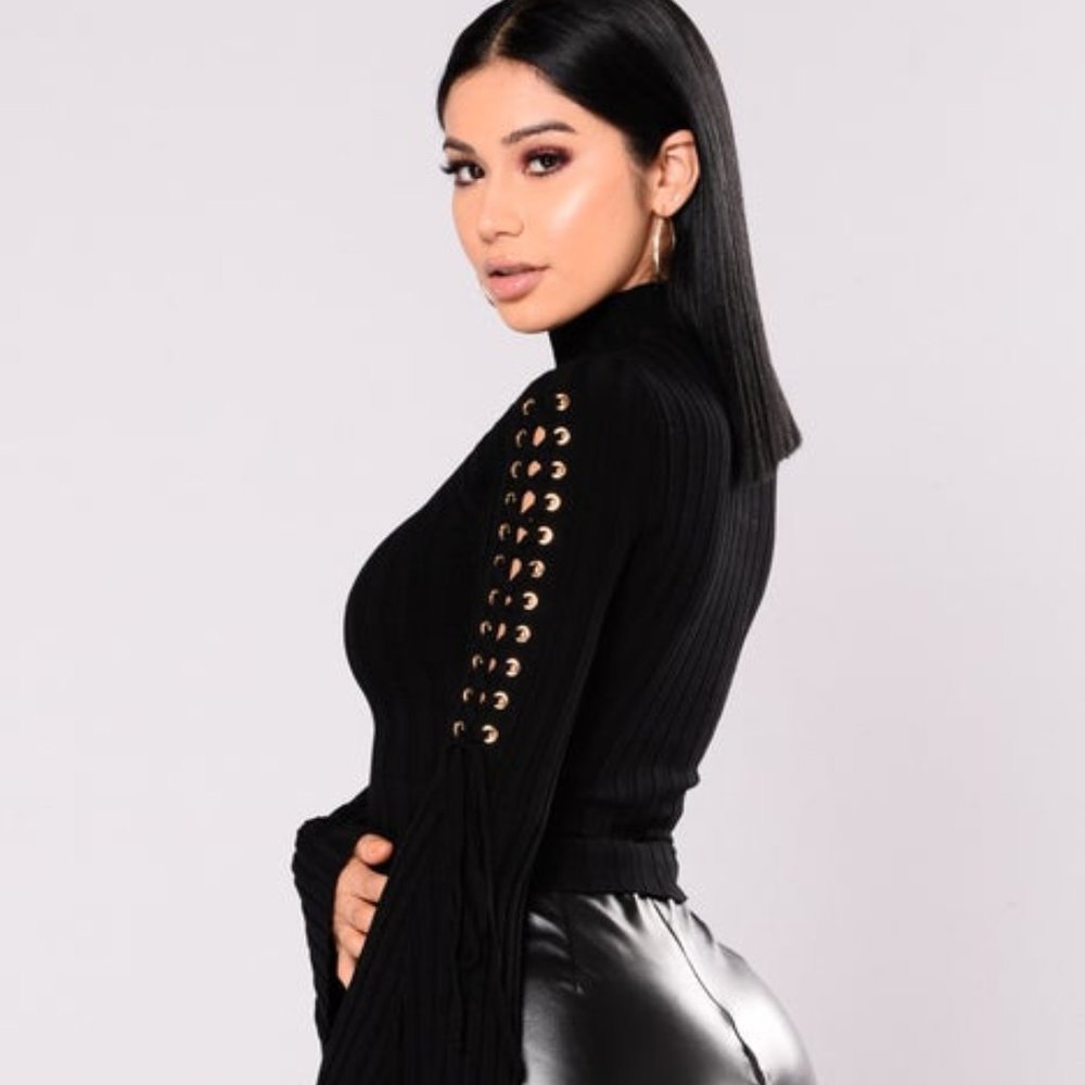 Next To Me Mock Neck Sweater - Black